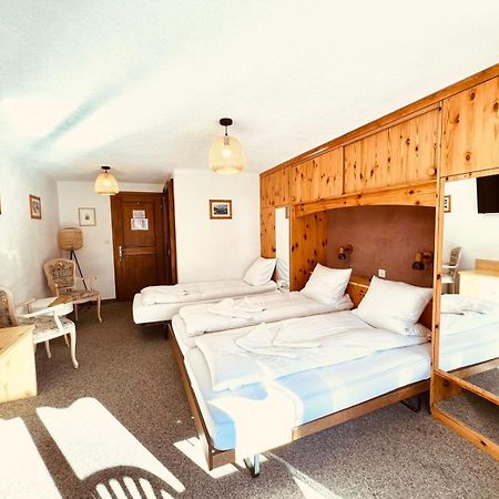 Hotel Old Jnn Klosters Exterior photo