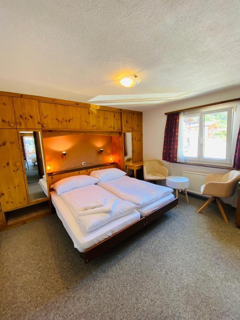 Hotel Old Jnn Klosters Exterior photo